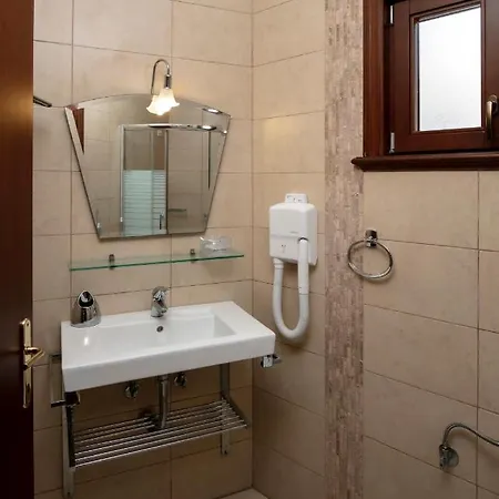 Magkafinis.el * Mikros Prinos